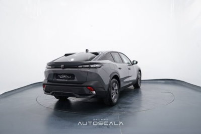 Peugeot 408 1.2 hybrid Allure 136cv e-dsc6 (6)