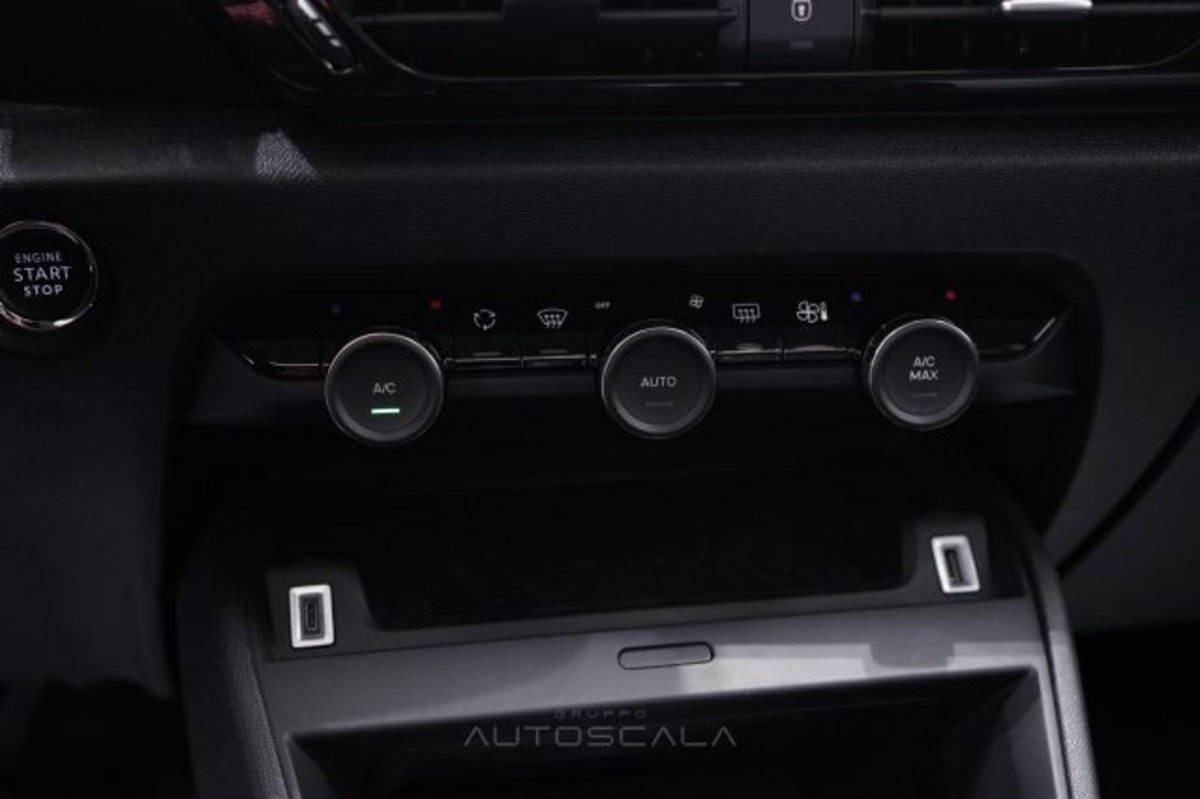 Citroen C4 1.5 bluehdi Max s&s 130cv eat8 (14)