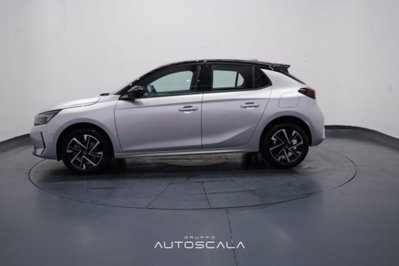 Opel Corsa 1.2 GS s&s 100cv (3)