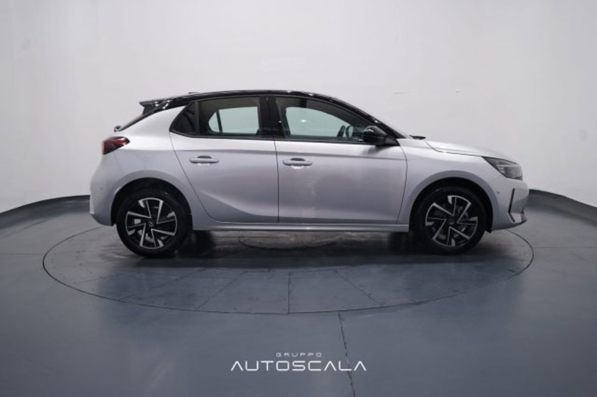 Opel Corsa 1.2 GS s&s 100cv (7)