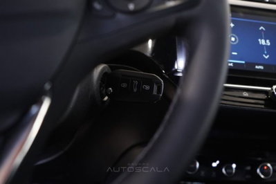 Opel Corsa 1.2 GS s&s 100cv (11)