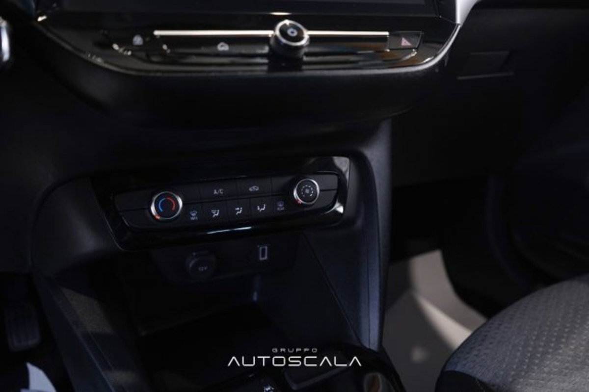 Opel Corsa 1.2 100 CV Edition (12)