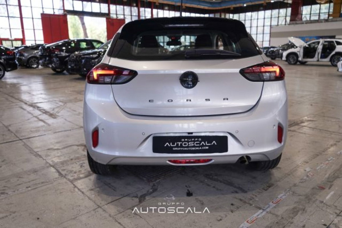 Opel Corsa 1.2 100 CV Edition (4)