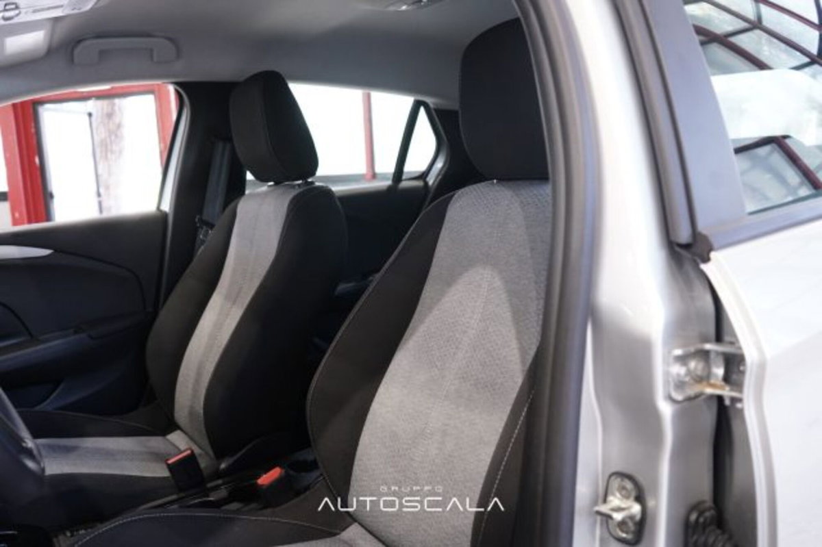 Opel Corsa 1.2 100 CV Edition (7)