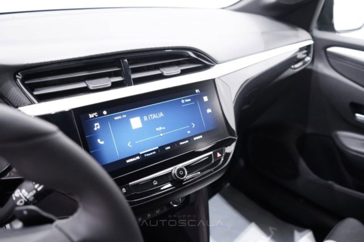 Opel Corsa 1.2 hybrid GS 100cv dct6 (14)