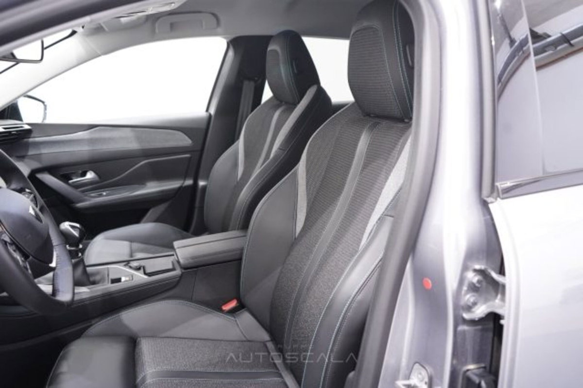 Peugeot 308 SW 1.2 puretech t Allure s&s 130cv eat8 (11)