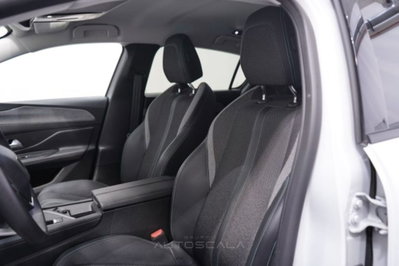 Peugeot 308 1.2 puretech t Allure s&s 130cv (11)