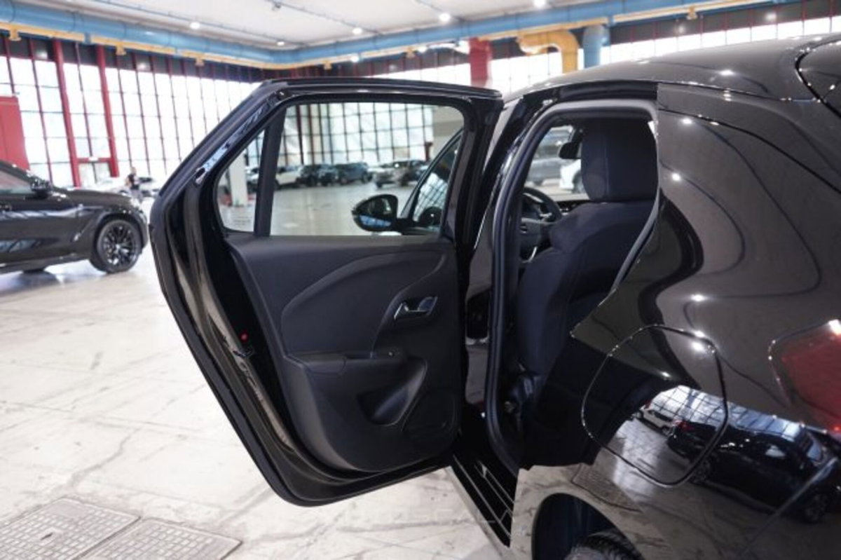 Opel Corsa 1.2 GS s&s 130cv at8 (15)