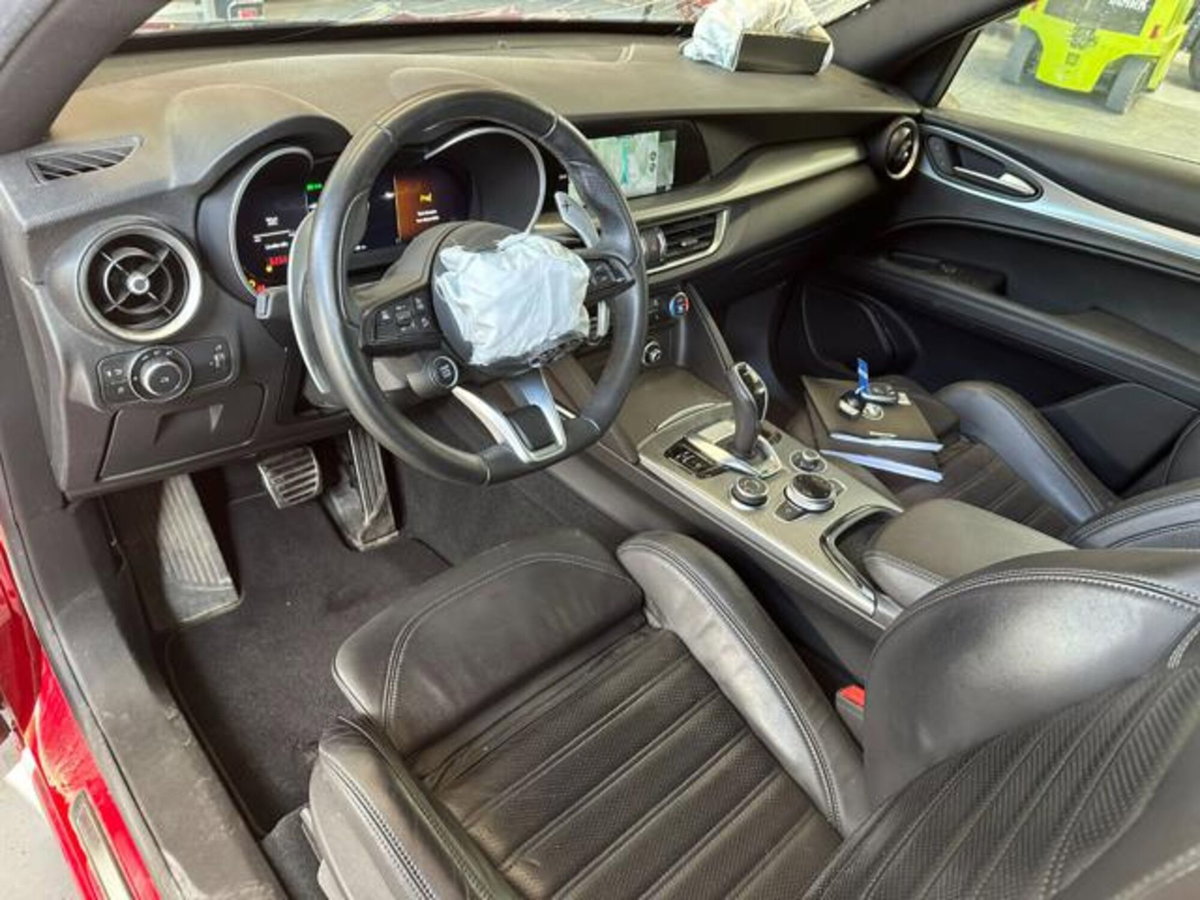Alfa Romeo Stelvio Stelvio 2.2 Turbodiesel 210 CV AT8 Q4 Veloce (12)
