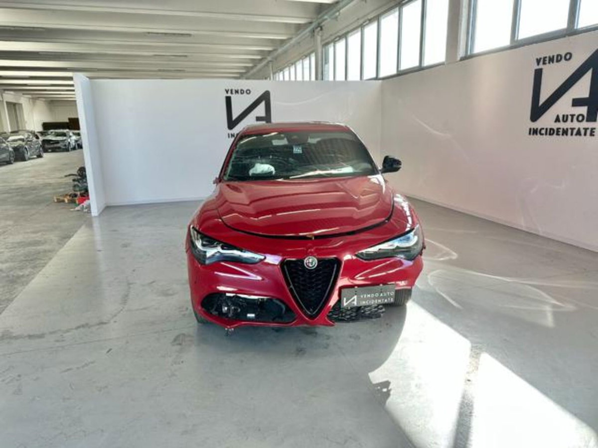 Alfa Romeo Stelvio Stelvio 2.2 Turbodiesel 210 CV AT8 Q4 Veloce (2)