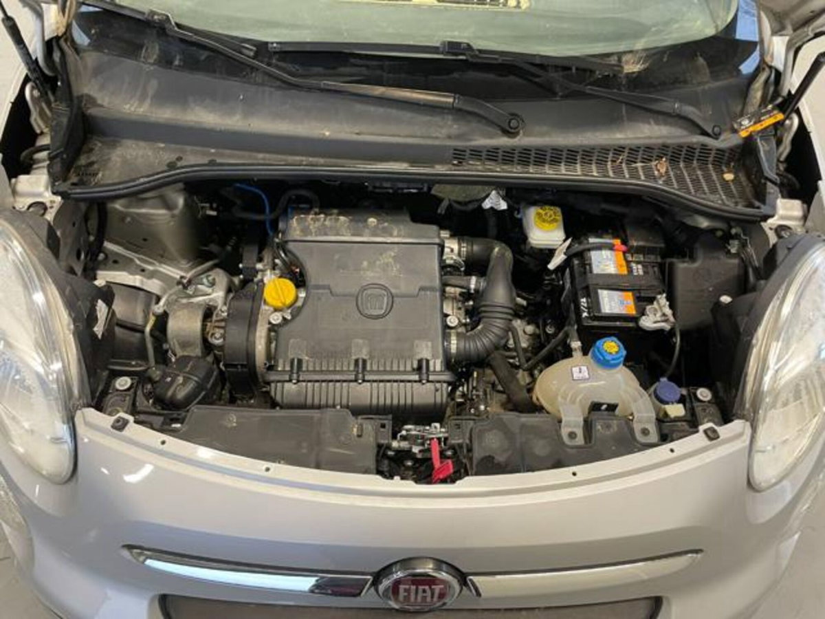 Fiat 500L 1.4 95 CV Lounge (9)
