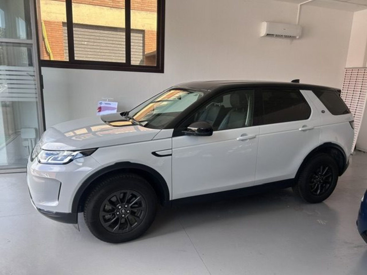 Land Rover Discovery Sport 2.0 TD4 180 CV AWD Auto (3)