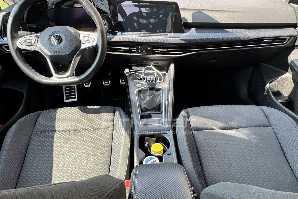 Volkswagen Golf 2.0 TDI SCR Life (10)