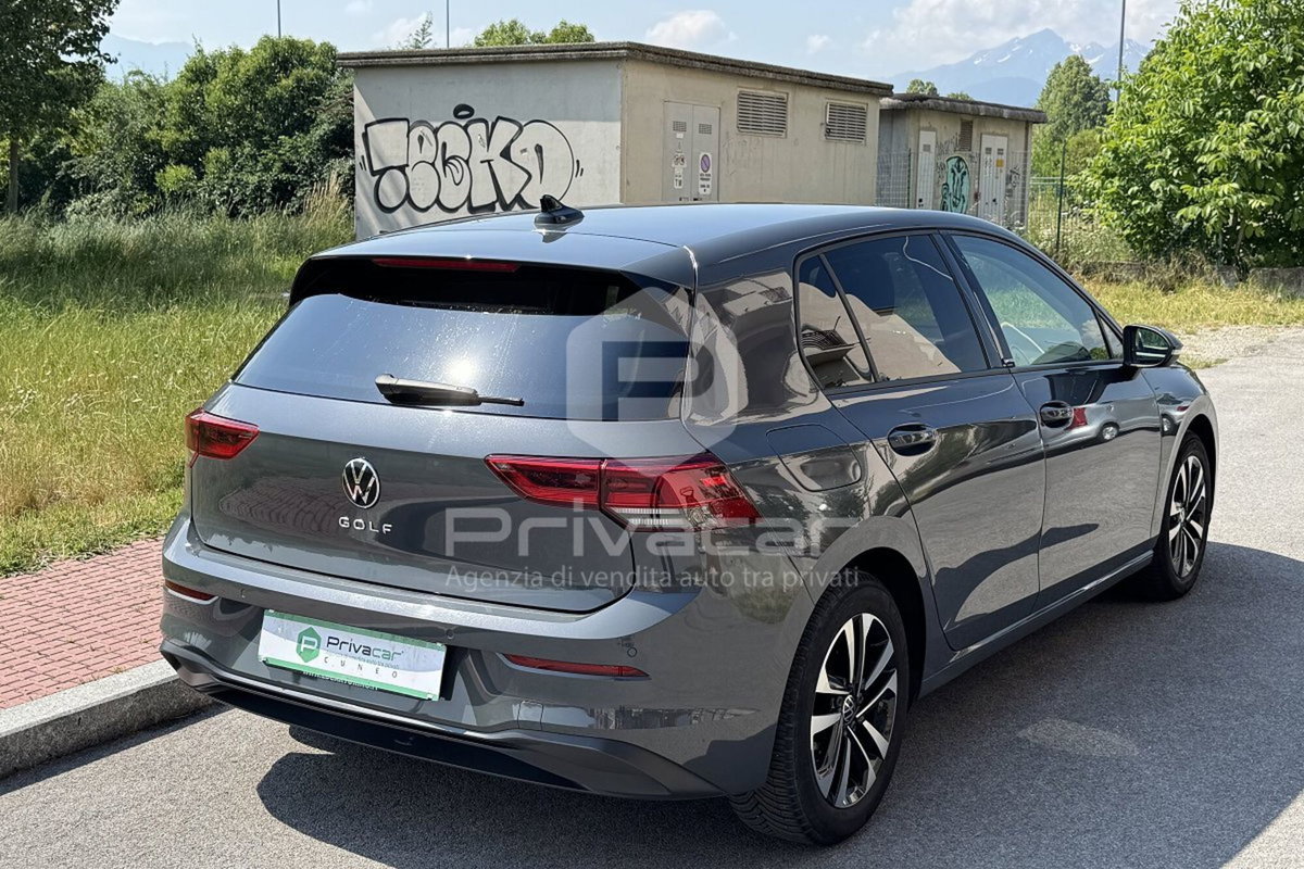Volkswagen Golf 2.0 TDI SCR Life (5)