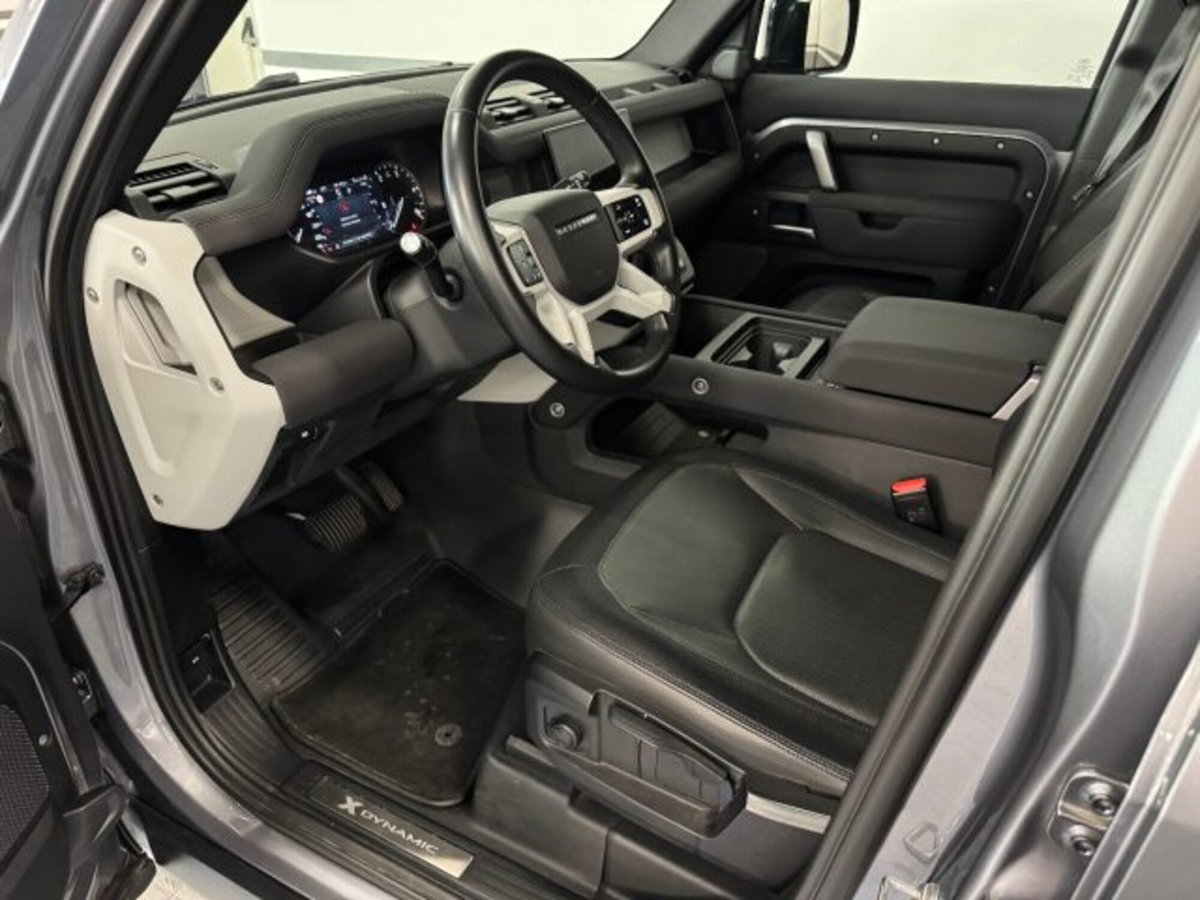 Land Rover Defender 110 3.0D I6 250 CV AWD Auto X-Dynamic S (9)