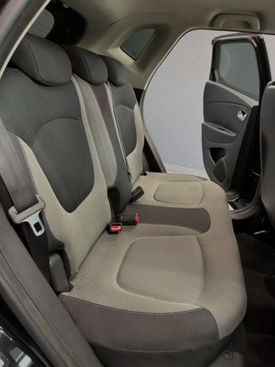 Renault Captur dCi 8V 90 CV EDC Start&Stop Energy Hypnotic (18)