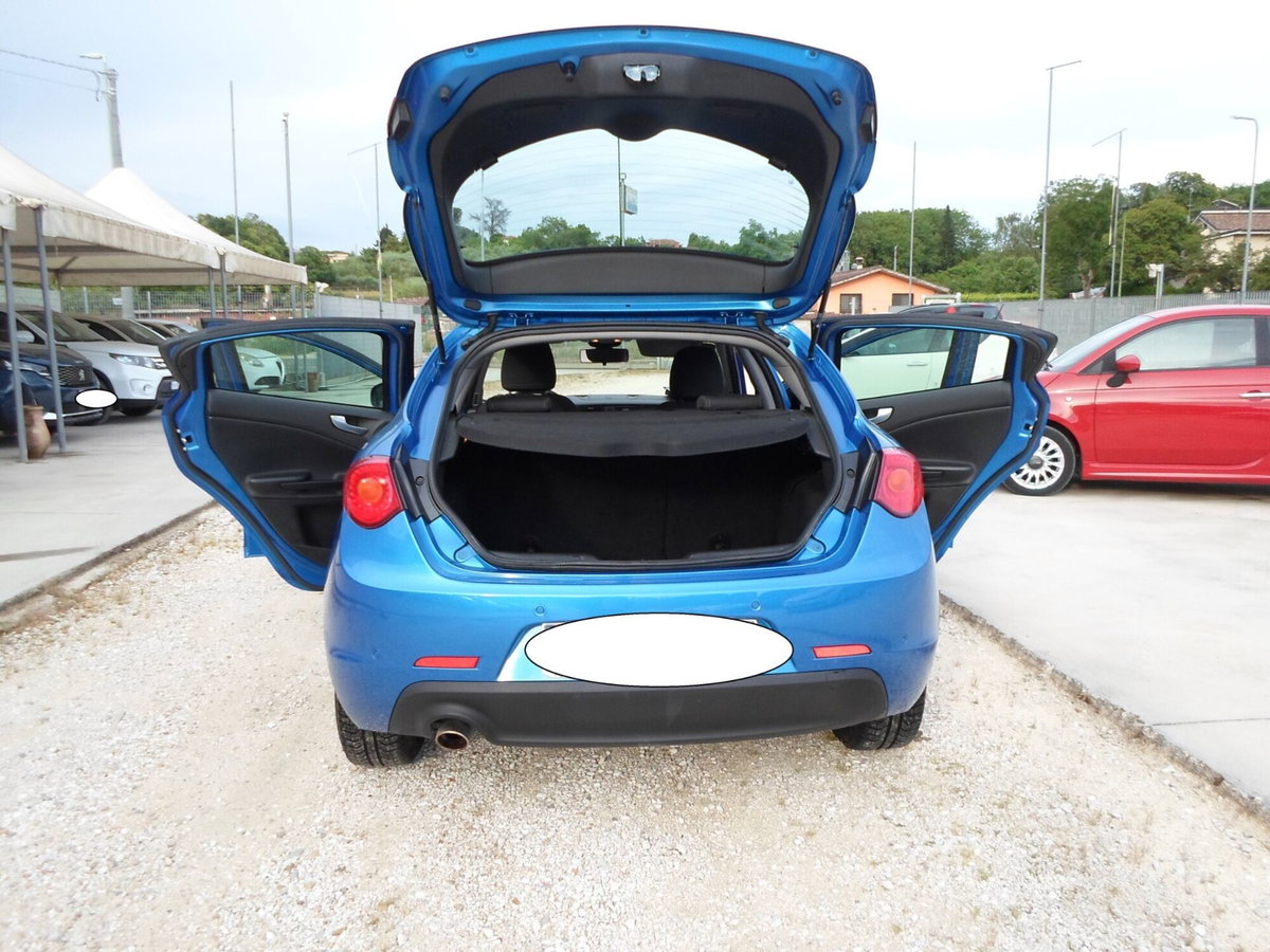 Alfa Romeo Giulietta 1.6 JTDm Business 120cv (12)