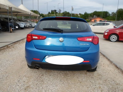 Alfa Romeo Giulietta 1.6 JTDm Business 120cv (5)