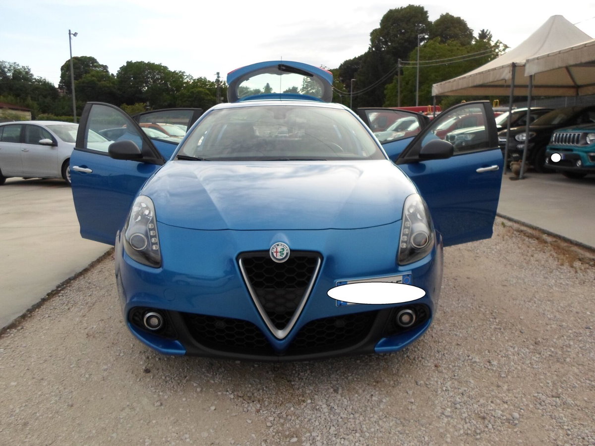 Alfa Romeo Giulietta 1.6 JTDm Business 120cv (9)