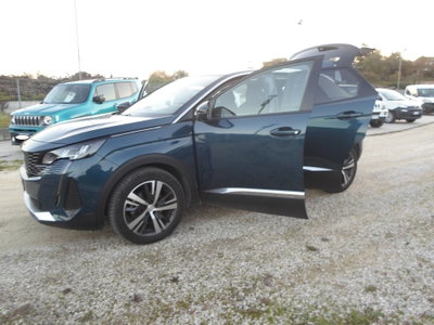 Peugeot 3008 BlueHDi 130 S&S EAT8 GT (10)