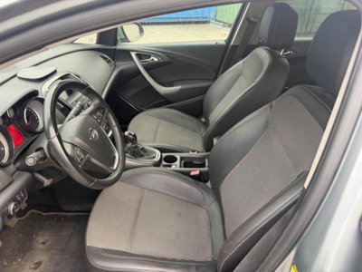 Opel Astra 1.7 CDTI 110CV 4 porte Cosmo (7)