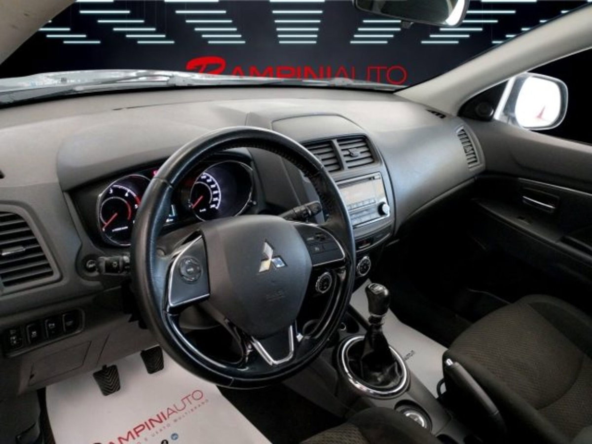 Mitsubishi ASX 1.6 DI-D 114 CV 4WD Invite (14)