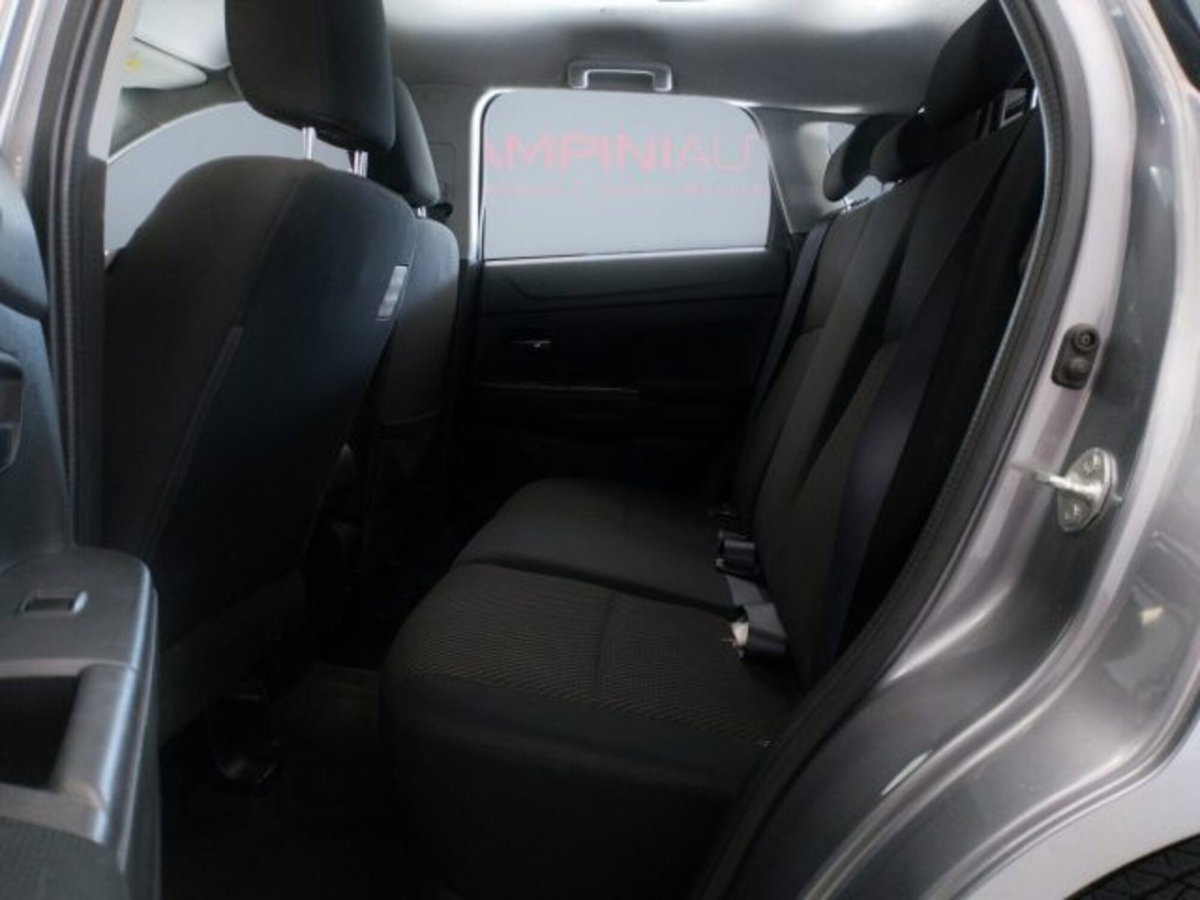 Mitsubishi ASX 1.6 DI-D 114 CV 4WD Invite (16)