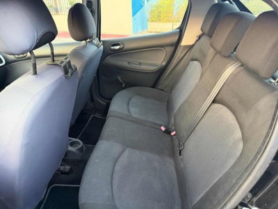 Peugeot 206 60CV 5p. Trendy (5)