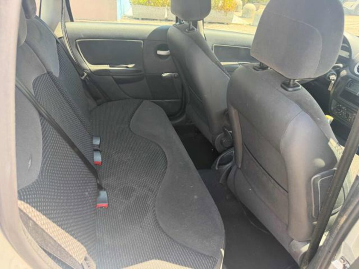 Citroen C3 1.1 Exclusive Style Techno Bi Energy G (6)
