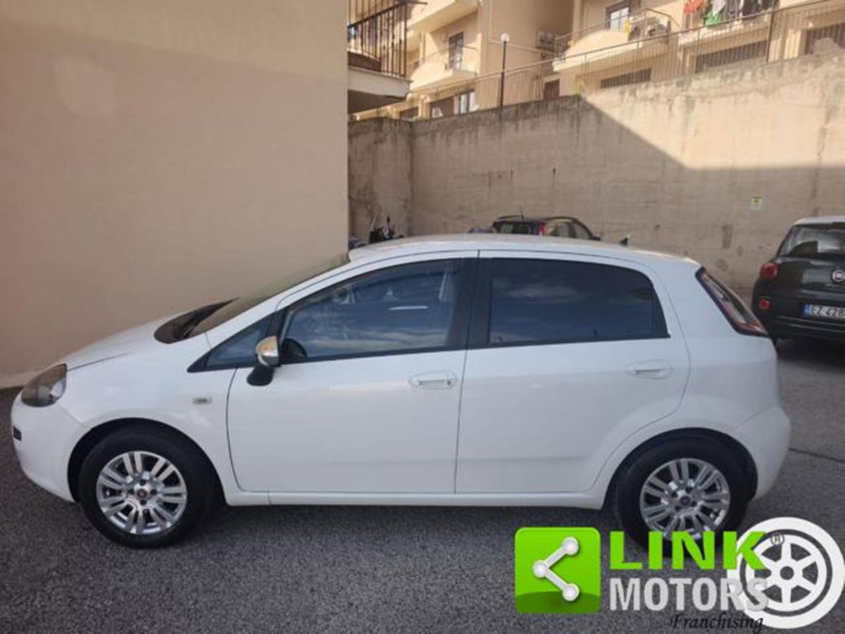 Fiat Punto 1.3 MJT II 75 CV 5 porte Street (11)