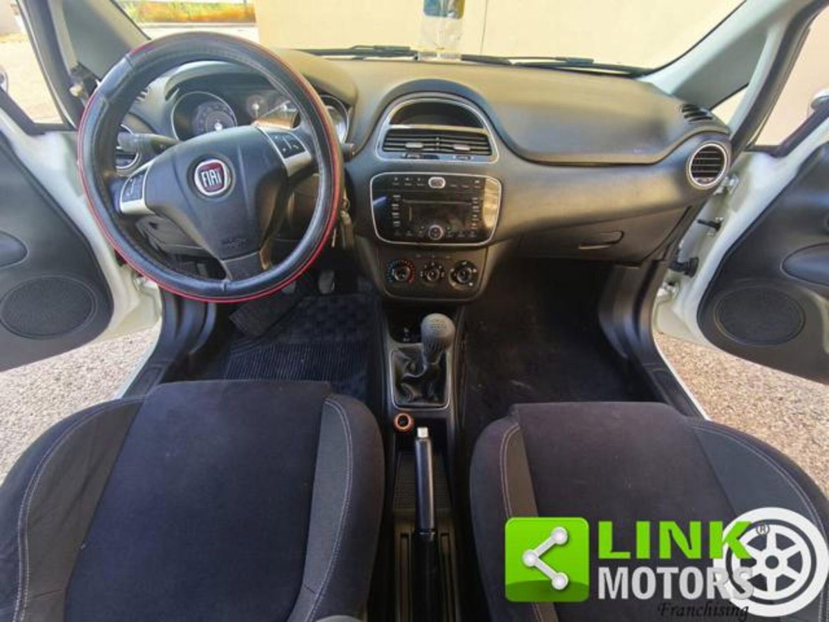 Fiat Punto 1.3 MJT II 75 CV 5 porte Street (3)