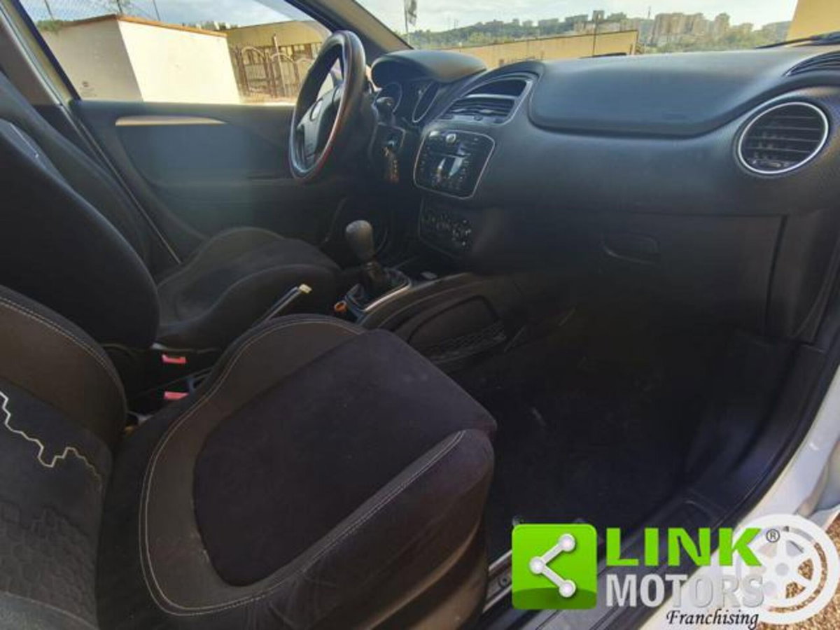 Fiat Punto 1.3 MJT II 75 CV 5 porte Street (8)