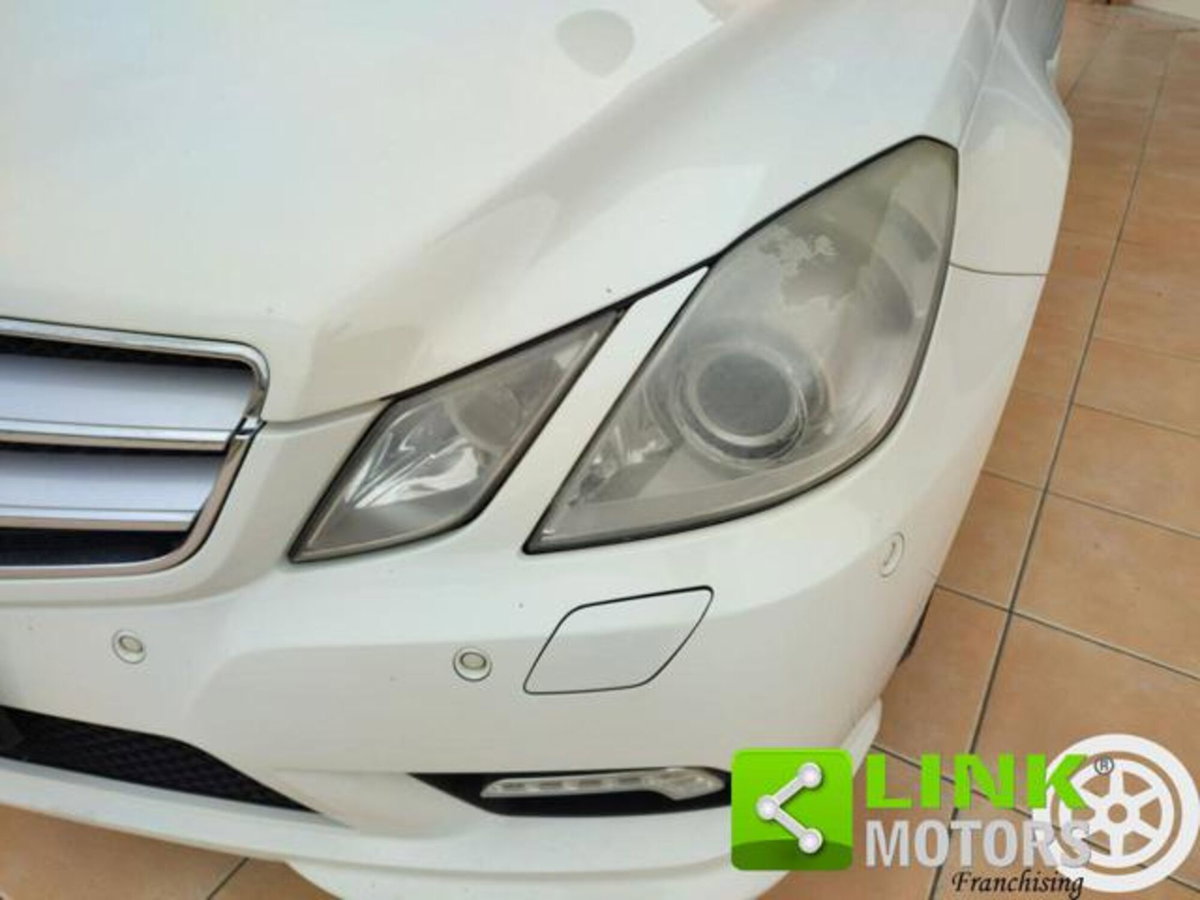 Mercedes-Benz Classe E Coupé 250 CDI Coupé BlueEFFICIENCY Avantgarde (8)