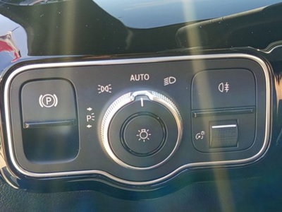 Mercedes-Benz Classe A Sedan 200 d AMG Line Premium Plus auto (10)