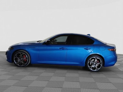 Alfa Romeo Giulia 2.2 Turbodiesel 210 CV AT8 AWD Q4 Ti (2)