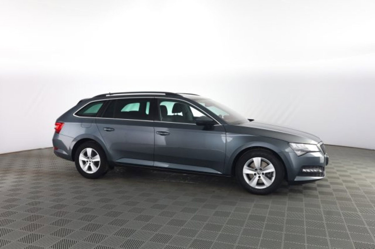 Skoda Superb Station Wagon 1.6 TDI DSG Wagon Ambition (3)