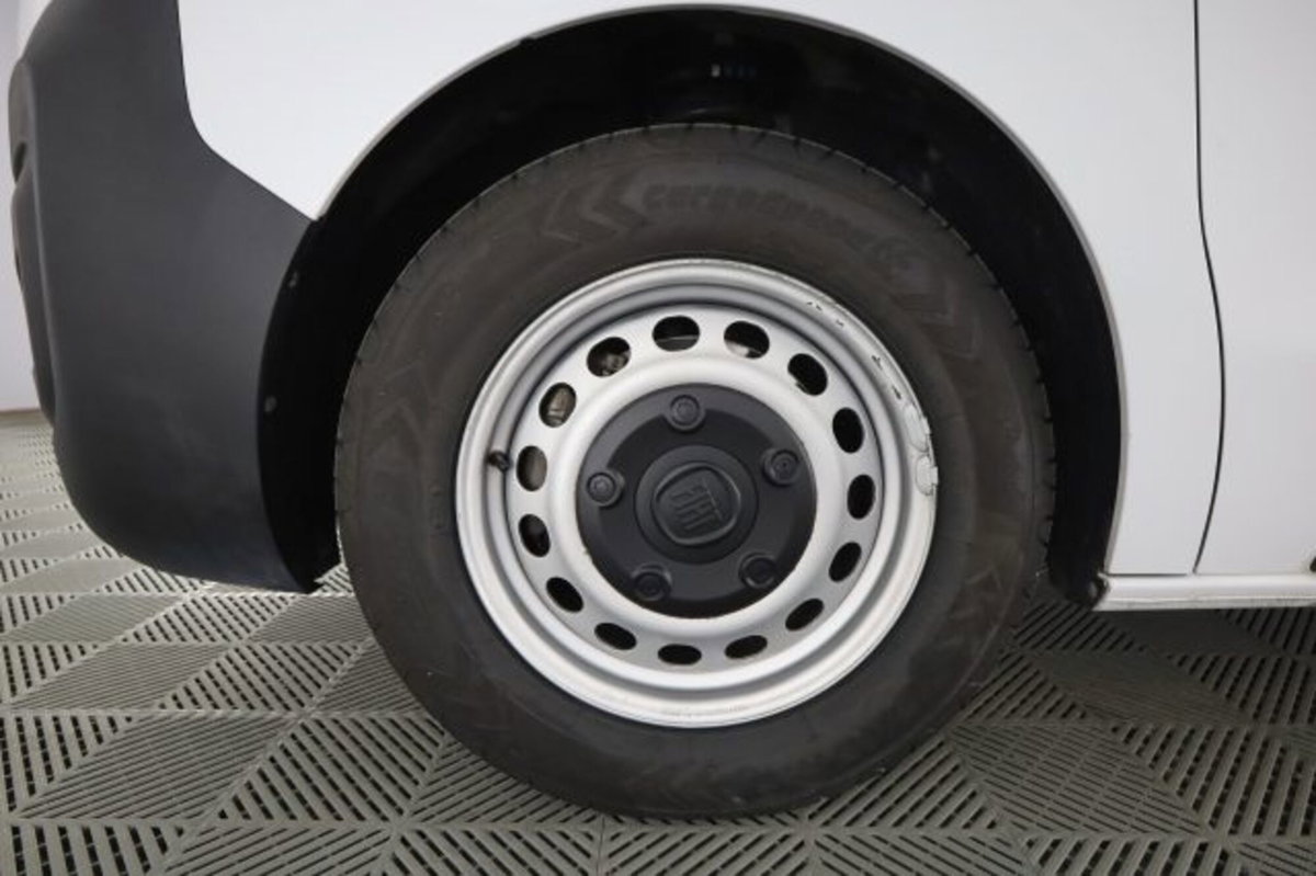 Fiat Scudo Furgone ce 1.5 bluehdi 120cv L3H1 (6)