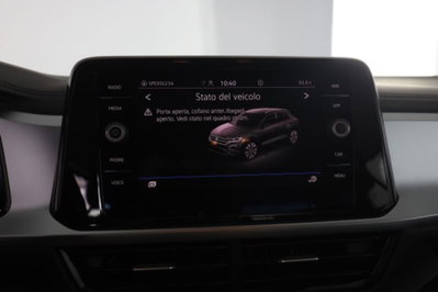 Volkswagen T-Roc 2.0 tdi Life 115cv (11)