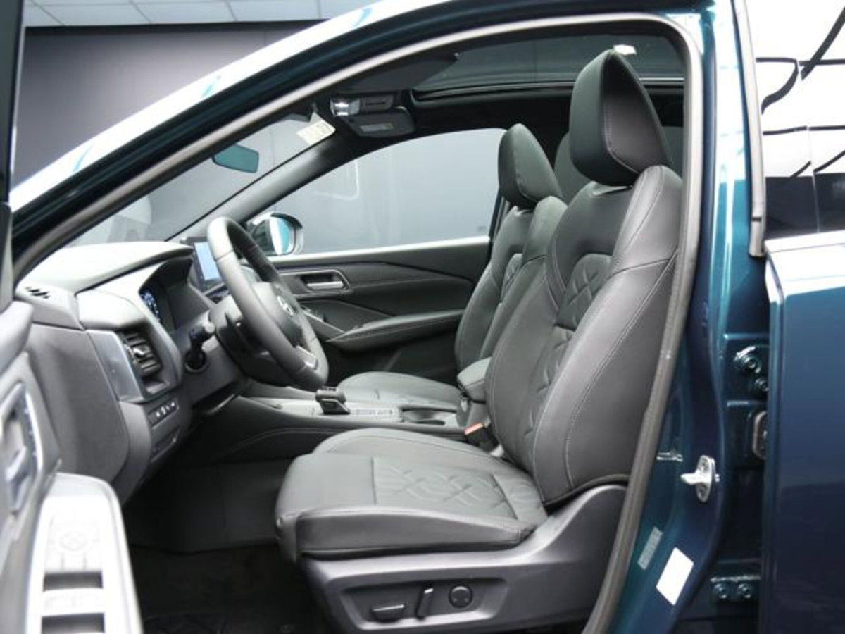 Nissan Qashqai 1.3 mhev Tekna 4wd 158cv xtronic (10)