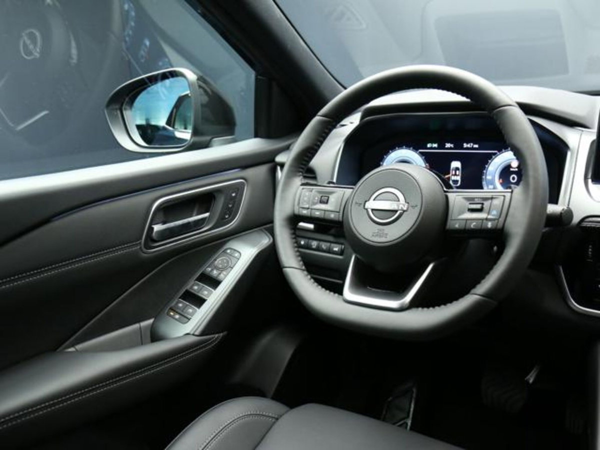 Nissan Qashqai 1.3 mhev Tekna 4wd 158cv xtronic (13)
