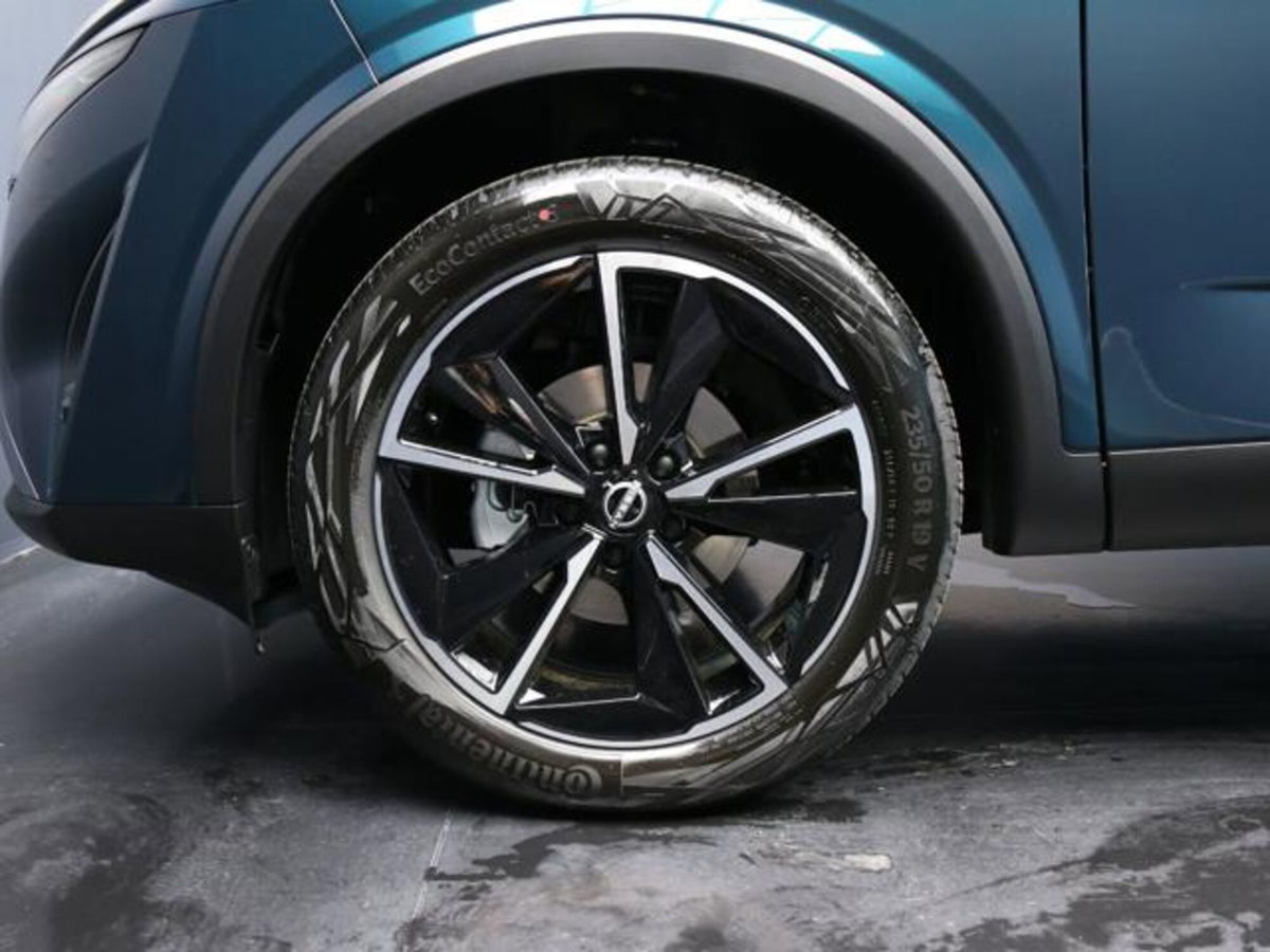 Nissan Qashqai 1.3 mhev Tekna 4wd 158cv xtronic (5)