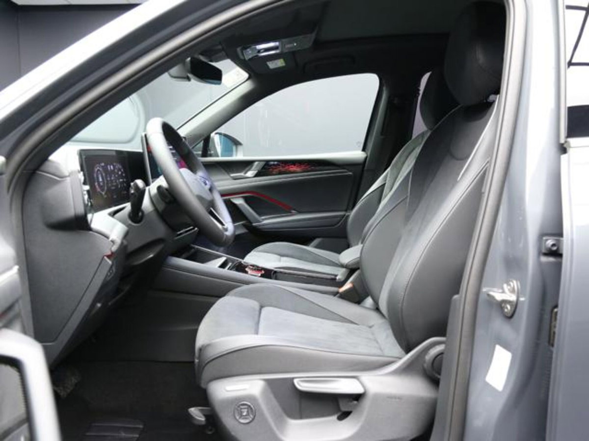 Volkswagen Tiguan 1.5 etsi Elegance 150cv dsg (10)