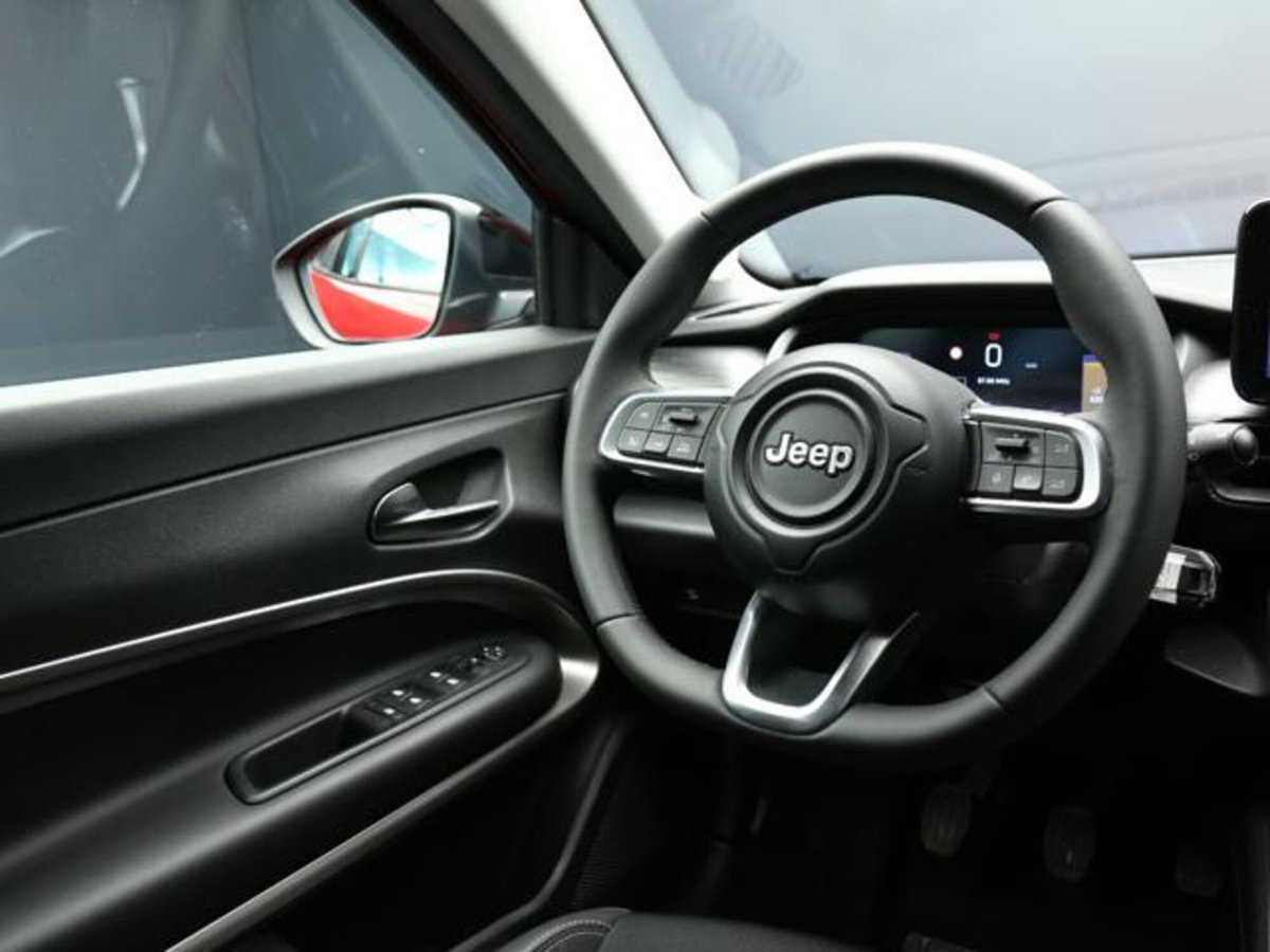 Jeep Avenger 1.2 turbo Altitude fwd 100cv (12)