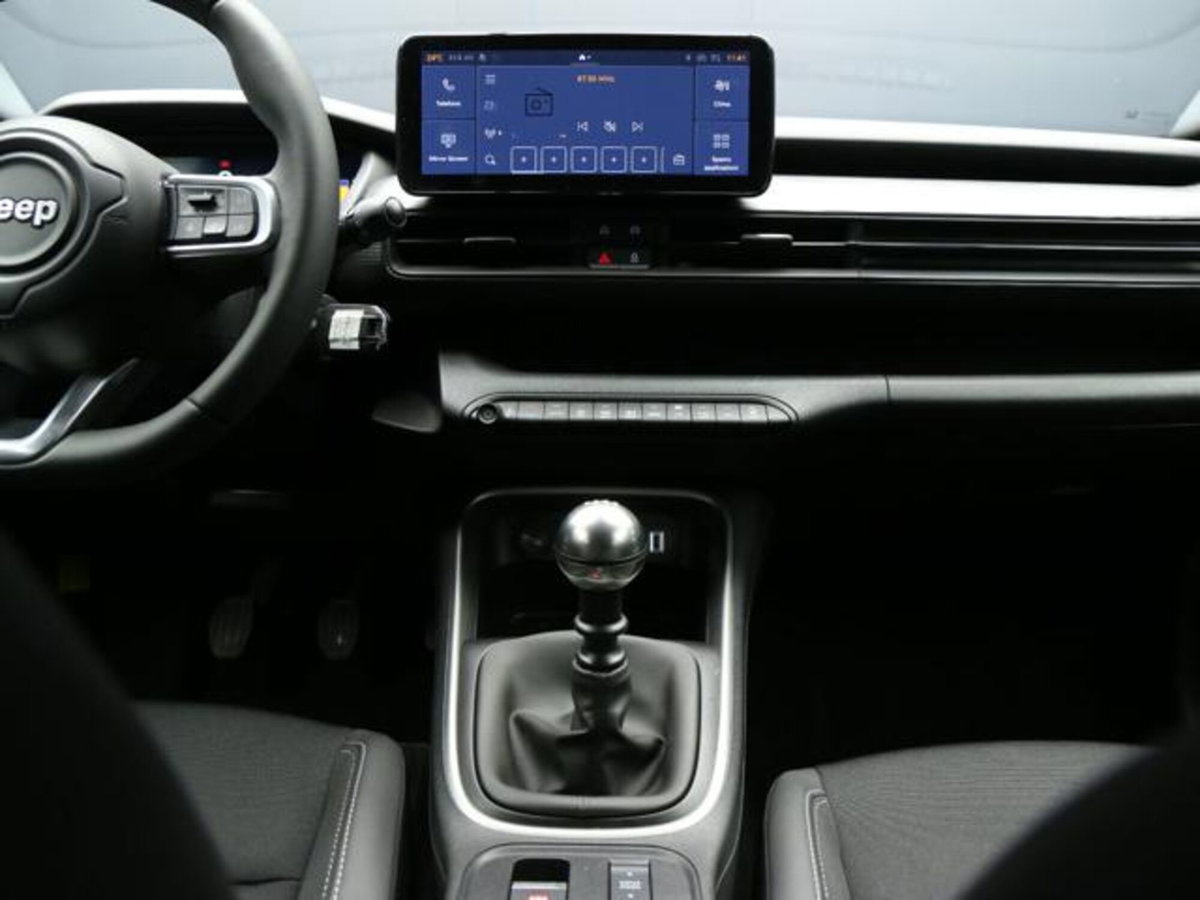 Jeep Avenger 1.2 turbo Altitude fwd 100cv (13)