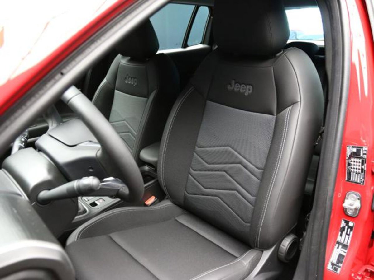 Jeep Avenger 1.2 turbo Altitude fwd 100cv (9)