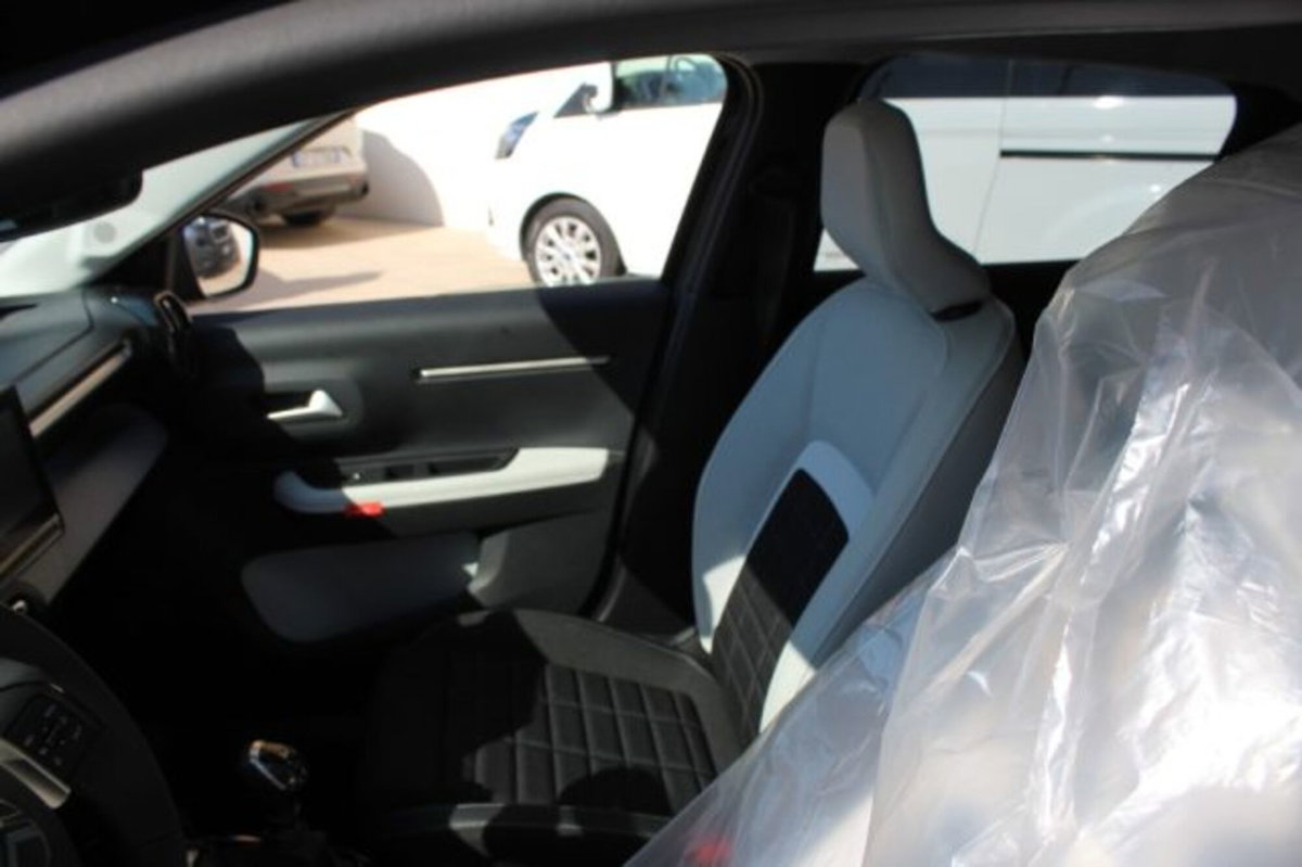 Citroen C3 1.2 puretech turbo You 100cv s&s (9)