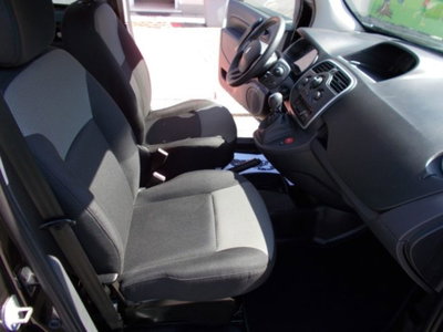 Renault Kangoo Blue dCi 115CV Express Maxi Combi Ice Plus (6)