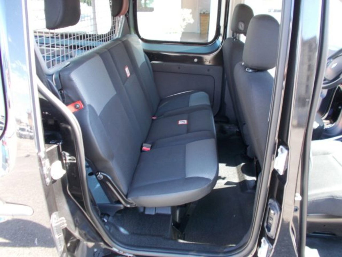 Renault Kangoo Blue dCi 115CV Express Maxi Combi Ice Plus (8)