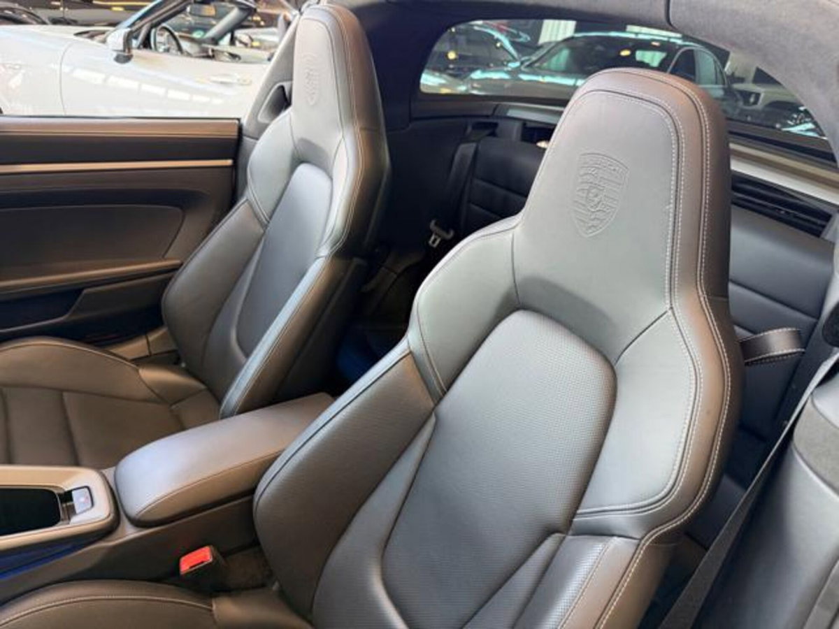 Porsche 911 Cabrio Targa 3.0 4S (12)