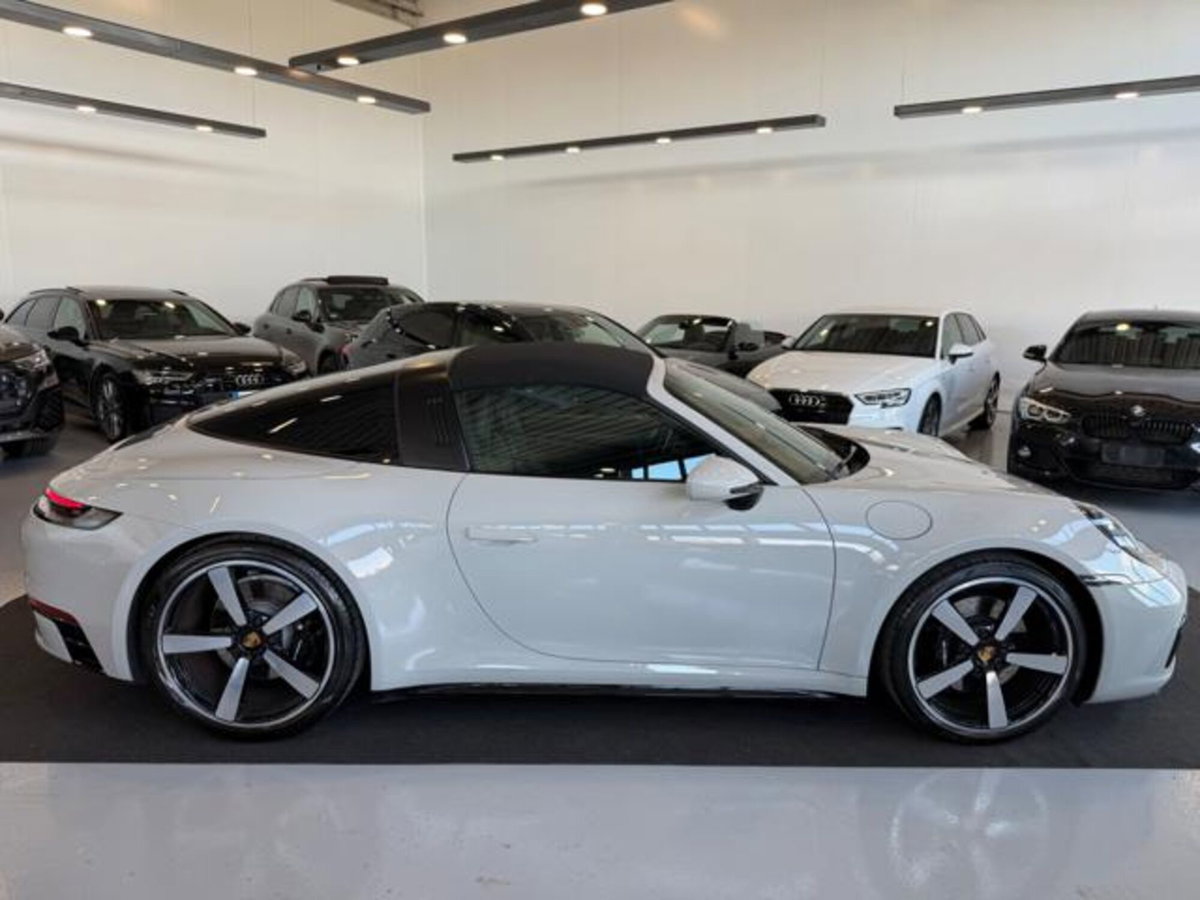 Porsche 911 Cabrio Targa 3.0 4S (4)